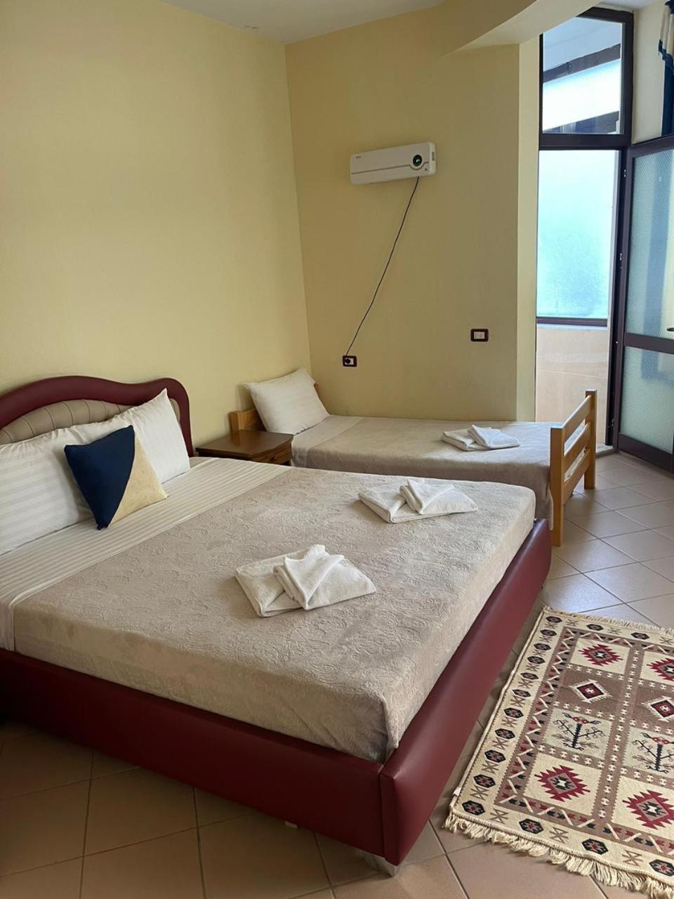 Hotel Saint Marena Pogradec Exterior photo